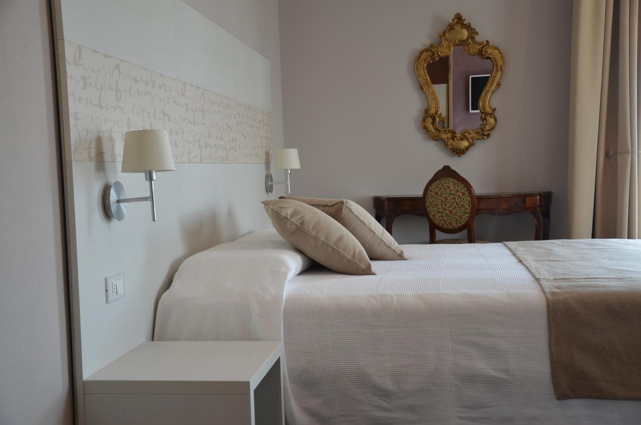 H2O Bed & Breakfast Sirmione Exterior photo